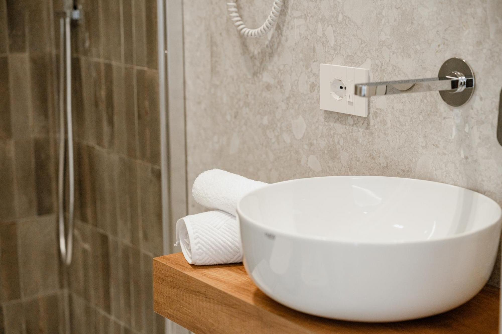 Be Your Home - Riviera Suites Civitavecchia Extérieur photo
