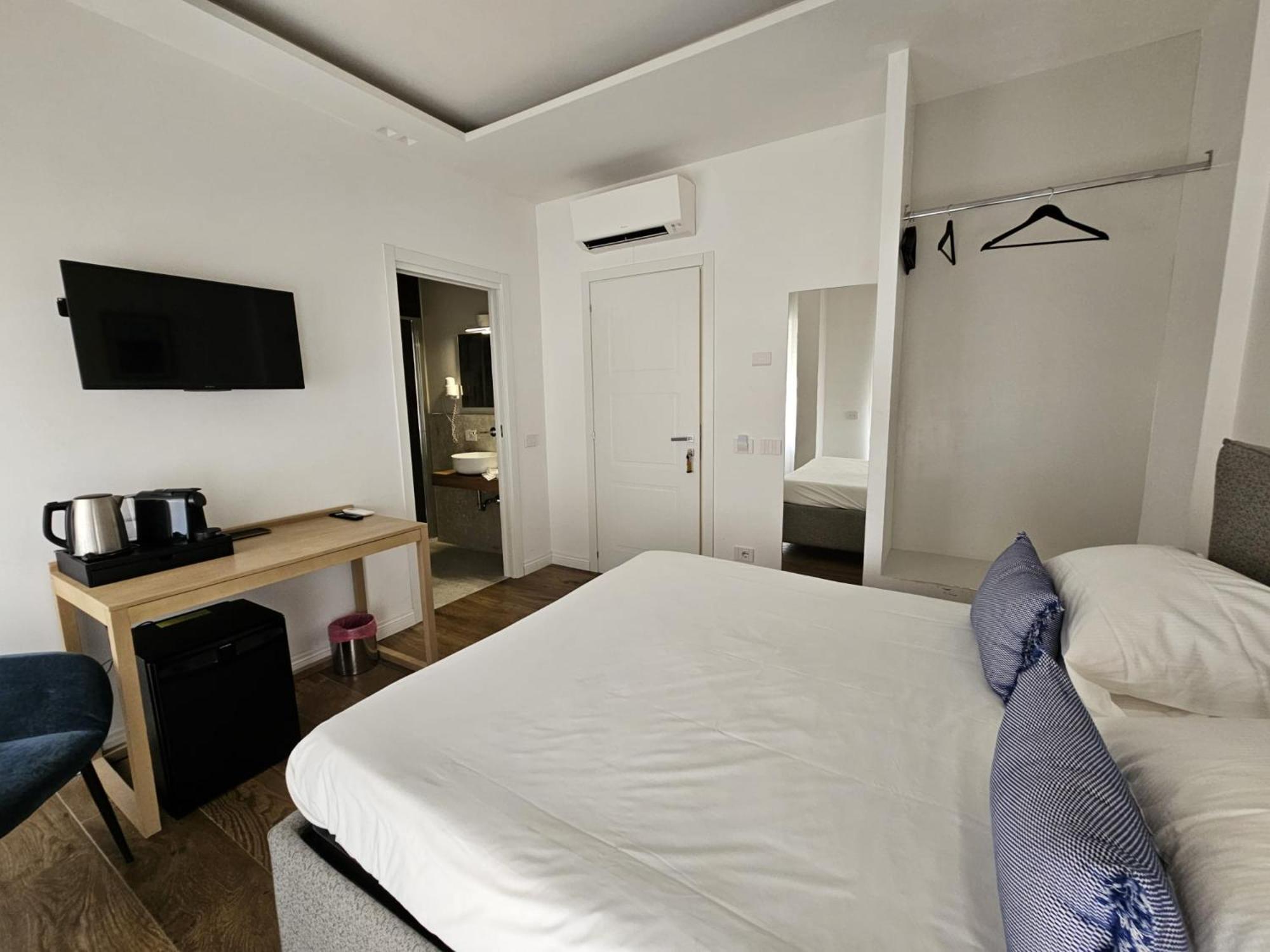 Be Your Home - Riviera Suites Civitavecchia Extérieur photo